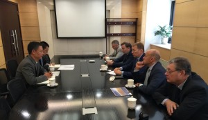 Представники української частини УКДР на переговорах у Міністерстві комерції КНР (Пекін, 25.08.2015)