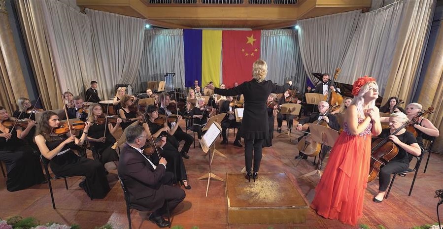 Українські музиканти провели онлайн-концерт з нагоди 71-ї річниці заснування КНР