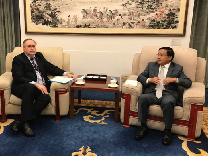 Посол України в КНР зустрівся з директором Договірно-правового департаменту МЗС КНР