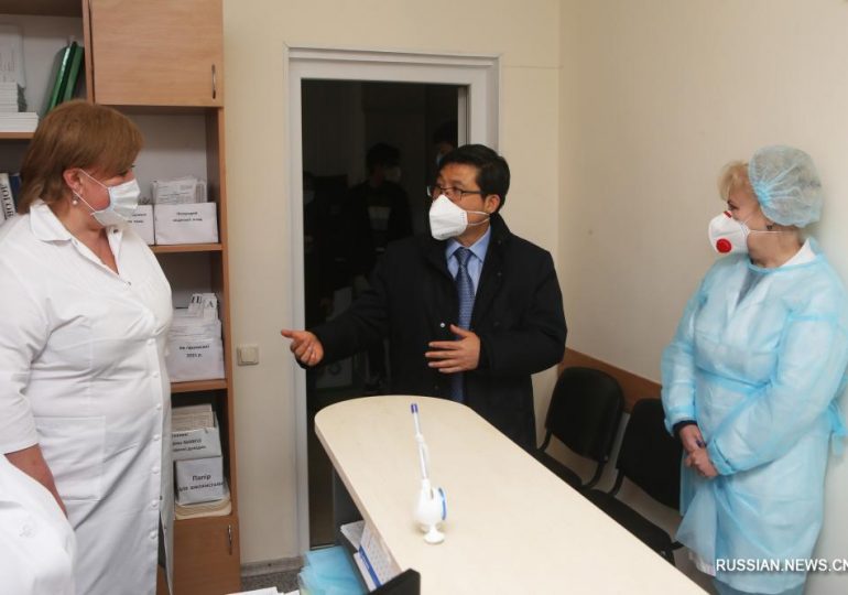 В Україні почали вакцинувати від COVID-19 громадян Китаю