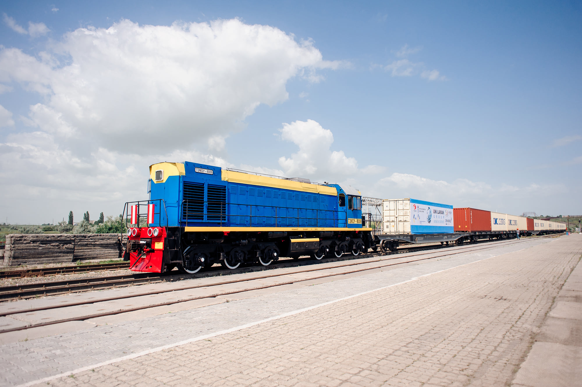 Офіційна зустріч першого контейнерного потяга з Гуанчжоу до України