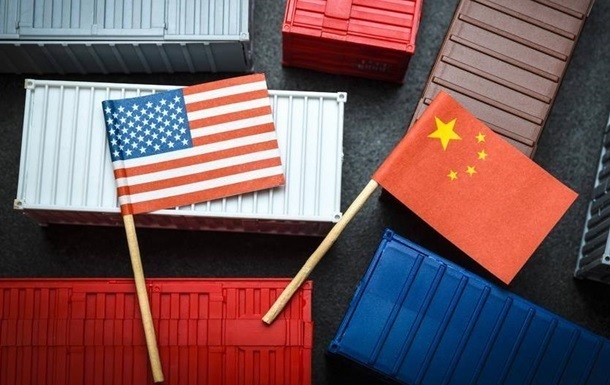США зняли підвищені мита на 350 китайських товарів