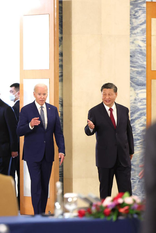 Голова КНР Сі Цзіньпін та Президент США Джо Байден провели зустріч під час саміту G20 на о. Балі