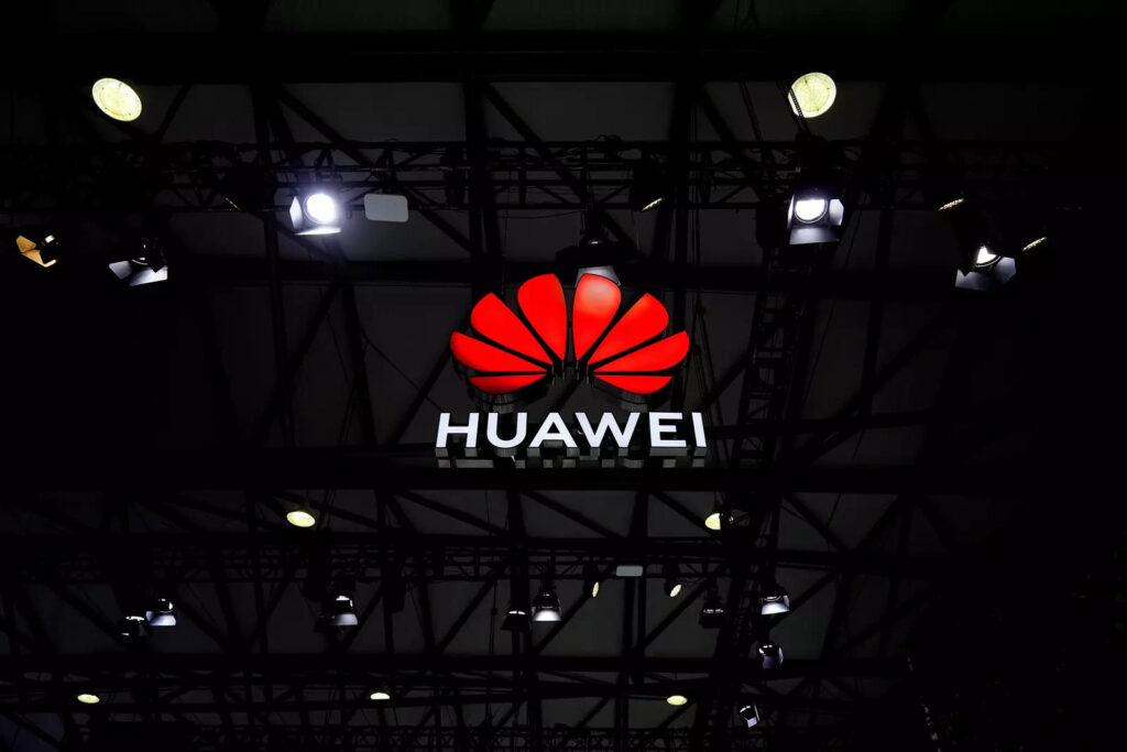 Уряд США припиняє ліцензії для компаній, що експортують товари для компанії Huawei