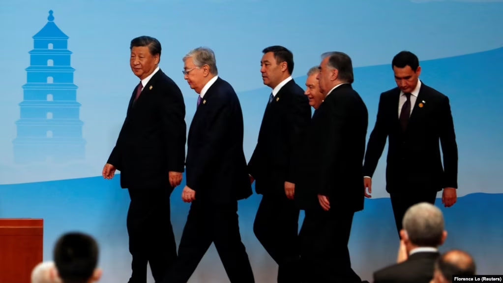 Пекін витісняє Москву з регіону: підсумки першого саміту “Китай — Центральна Азія”