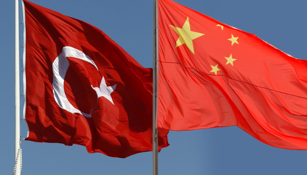 Китай і Туреччина розробляють платформи для перемовин між Україною та Росією