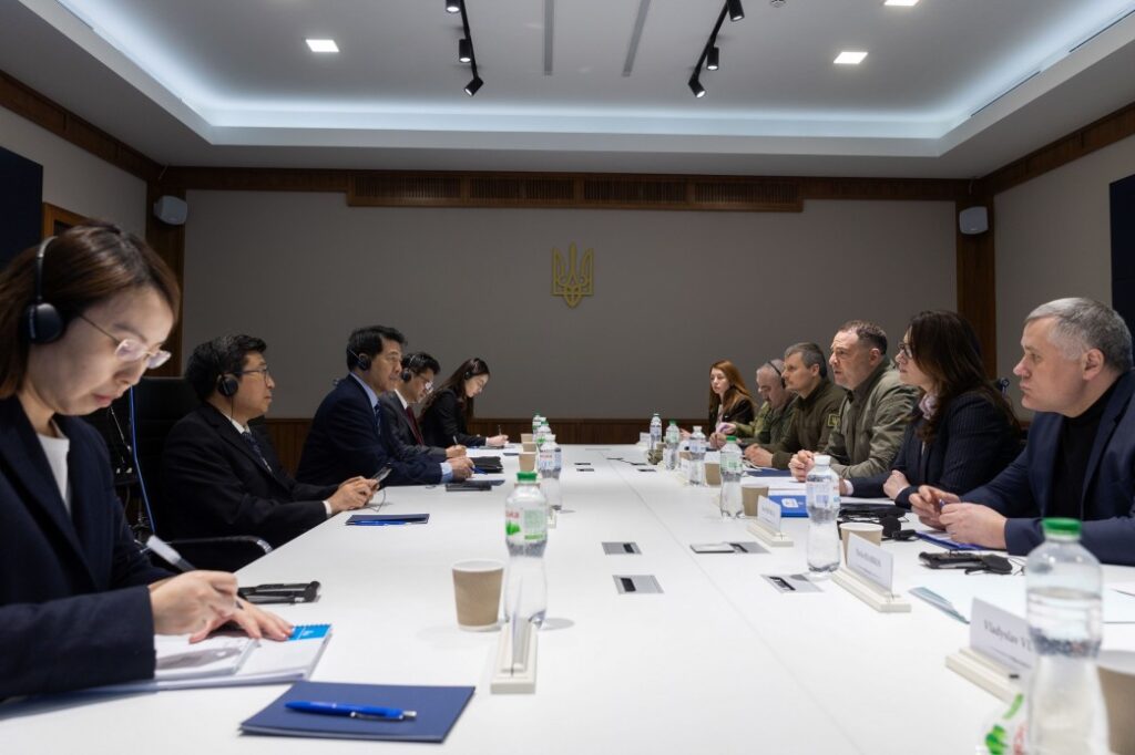 Представники ГУР взяли участь у зустрічі з делегацією Китаю