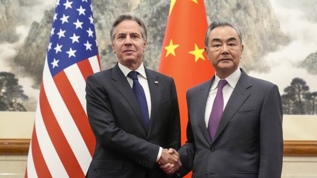 Китай попередив Блінкена про "негативні фактори" у відносинах із США
