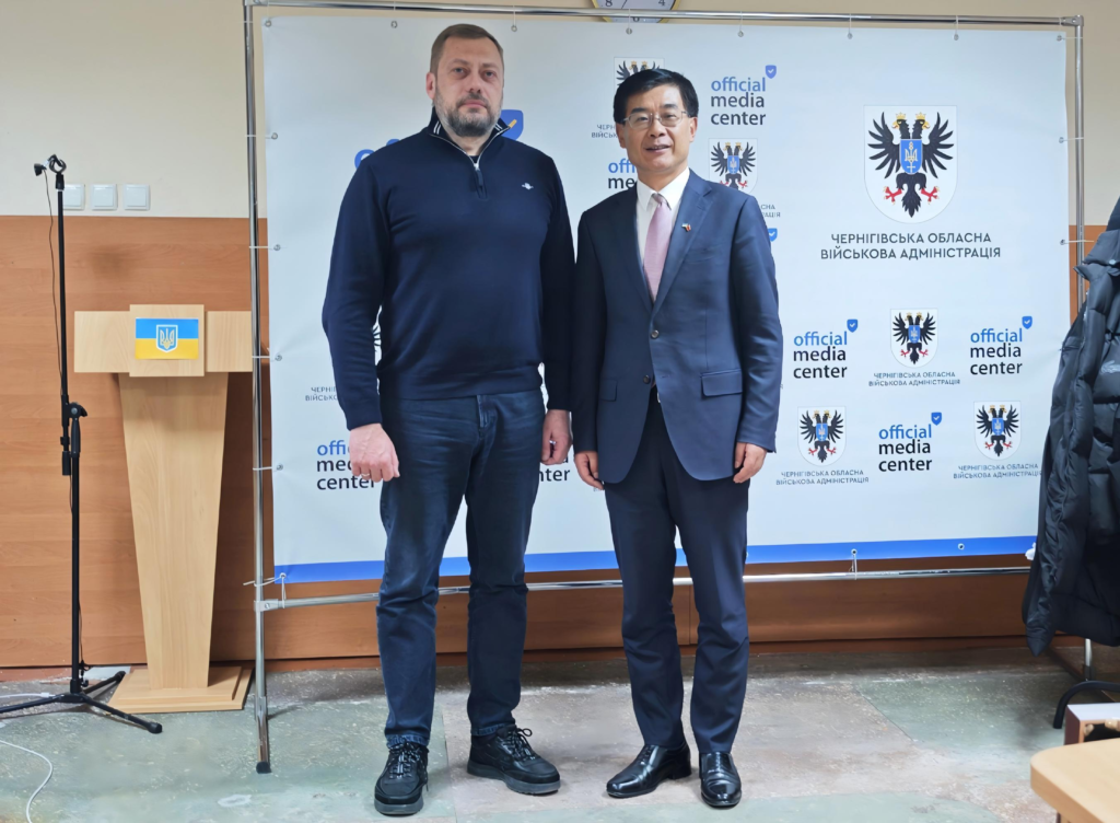 ПОСОЛ МА ШЕНКУНЬ ВІДВІДАВ ЧЕРНІГІВСЬКУ ОБЛАСТЬ